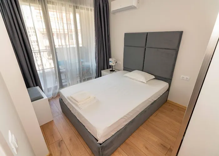 Seaside بوموري